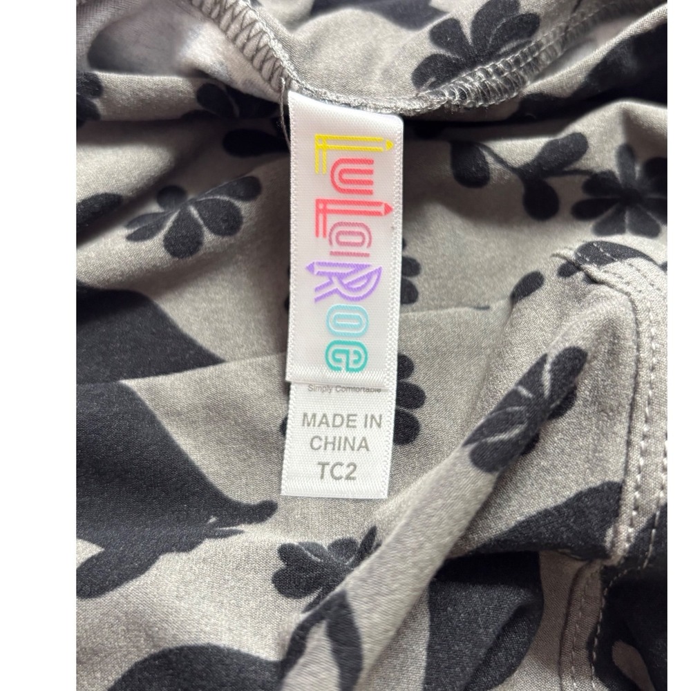 LuLaRoe Women Leggings Size TC2 Gray Black Cat Floral Print Plus 18+ NWT - Picture 2 of 3